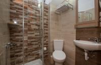 Cretan Villa hotel - modern bathroom with a shower
